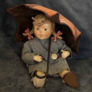 Vintage M.I. Hummel Danbury Mint Umbrella Girl 1988 Doll Handcrafted Ceramic